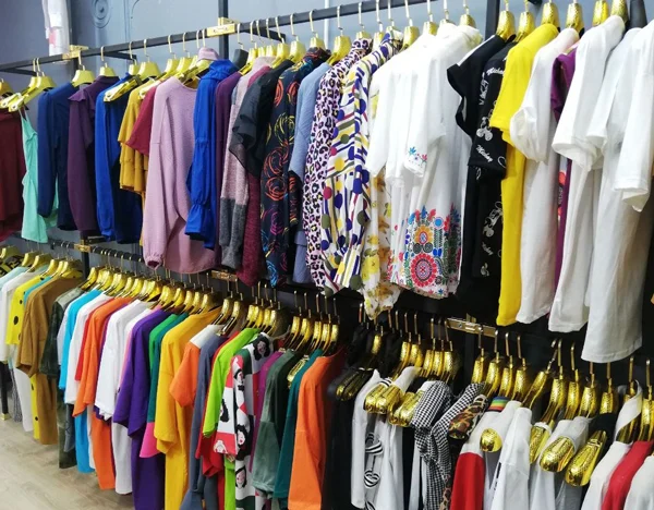قم می‌تواند قطب حوزه پوشاک باشد