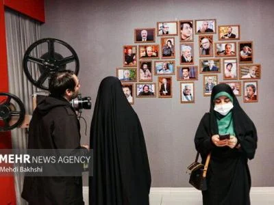 سینماهای قم برای دختران نیمه بها شد