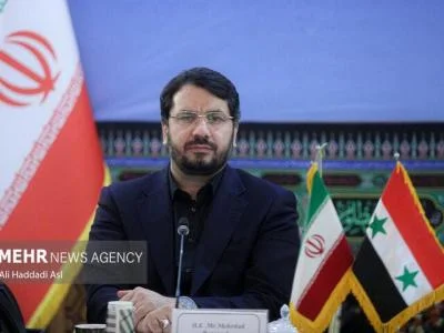 وزیر راه و شهرسازی به قم سفر کرد