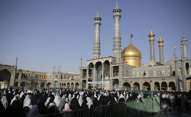 نماز عید سعید فطر در حرم حضرت معصومه (س) اقامه می شود
