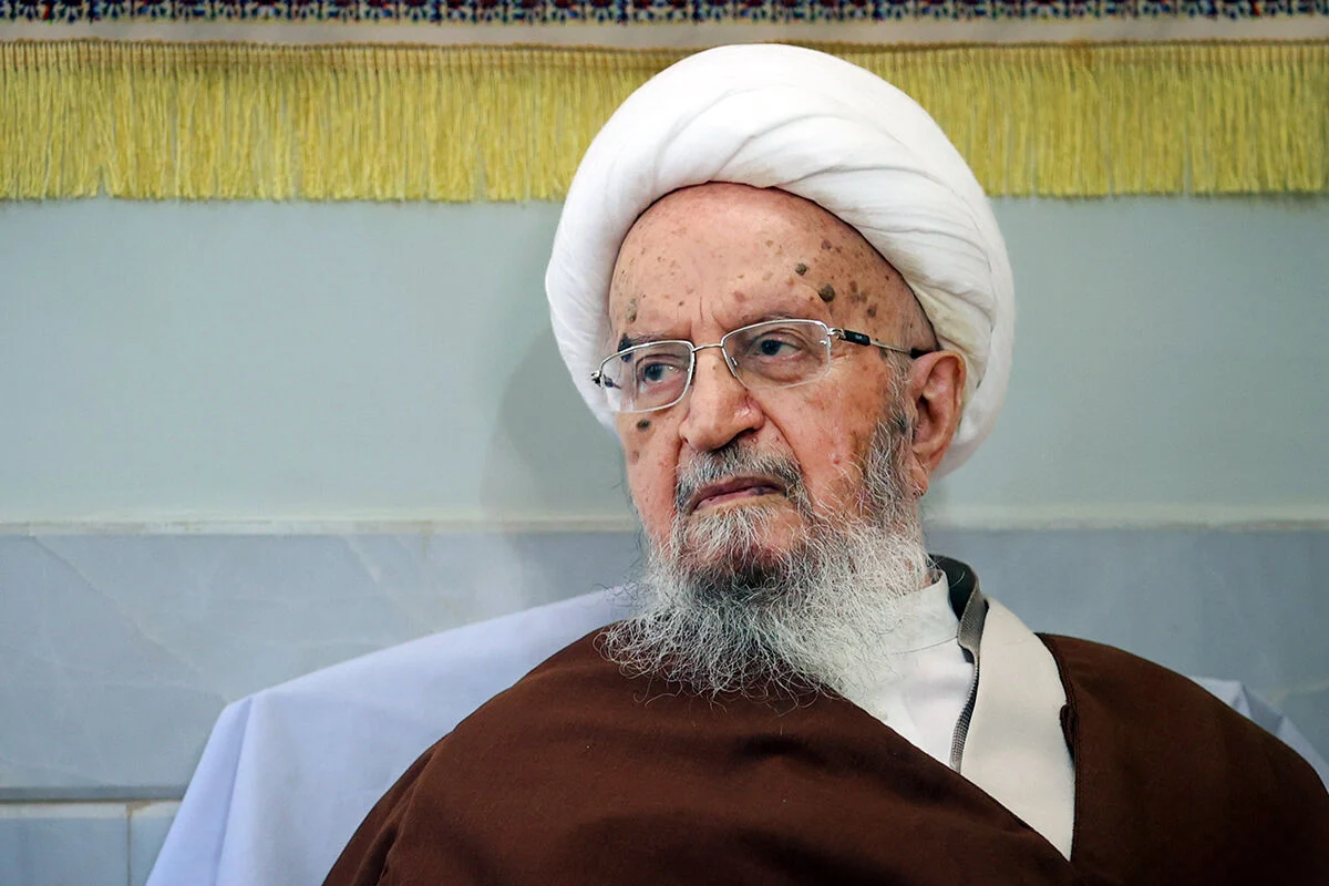 آیت الله مکارم شیرازی: بایدبه ازدواج، اشتغال و مسکن جوانان توجه جدی شود