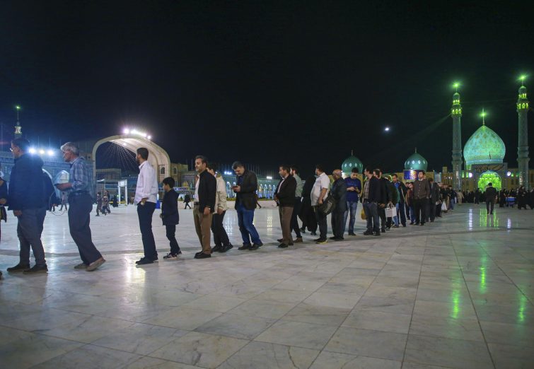 افطاری پنج هزار نفری در آستان مقدس مسجد جمکران