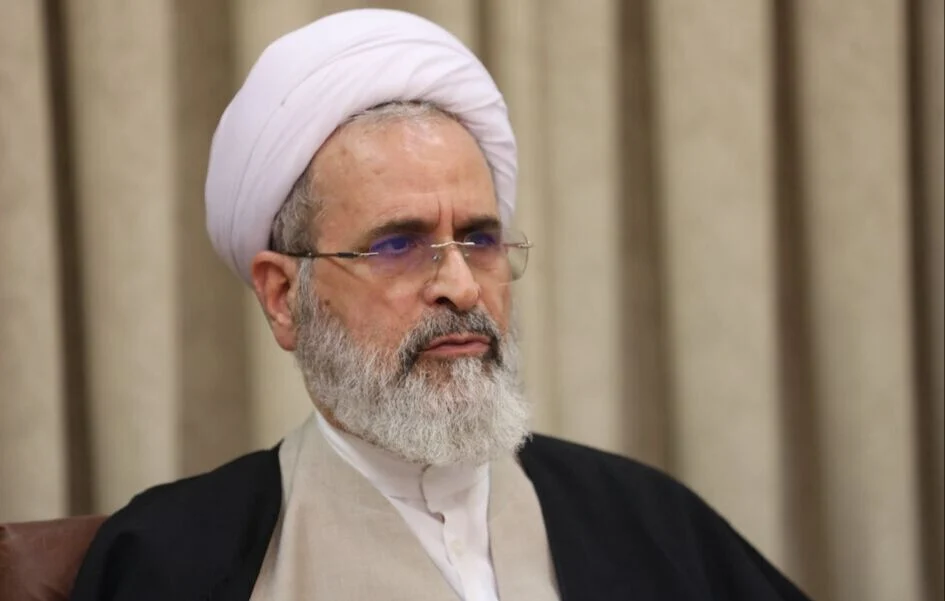 اعرافی: آمادگی همه جانبه تا عبور از پیچ تاریخی کنونی ضروری است