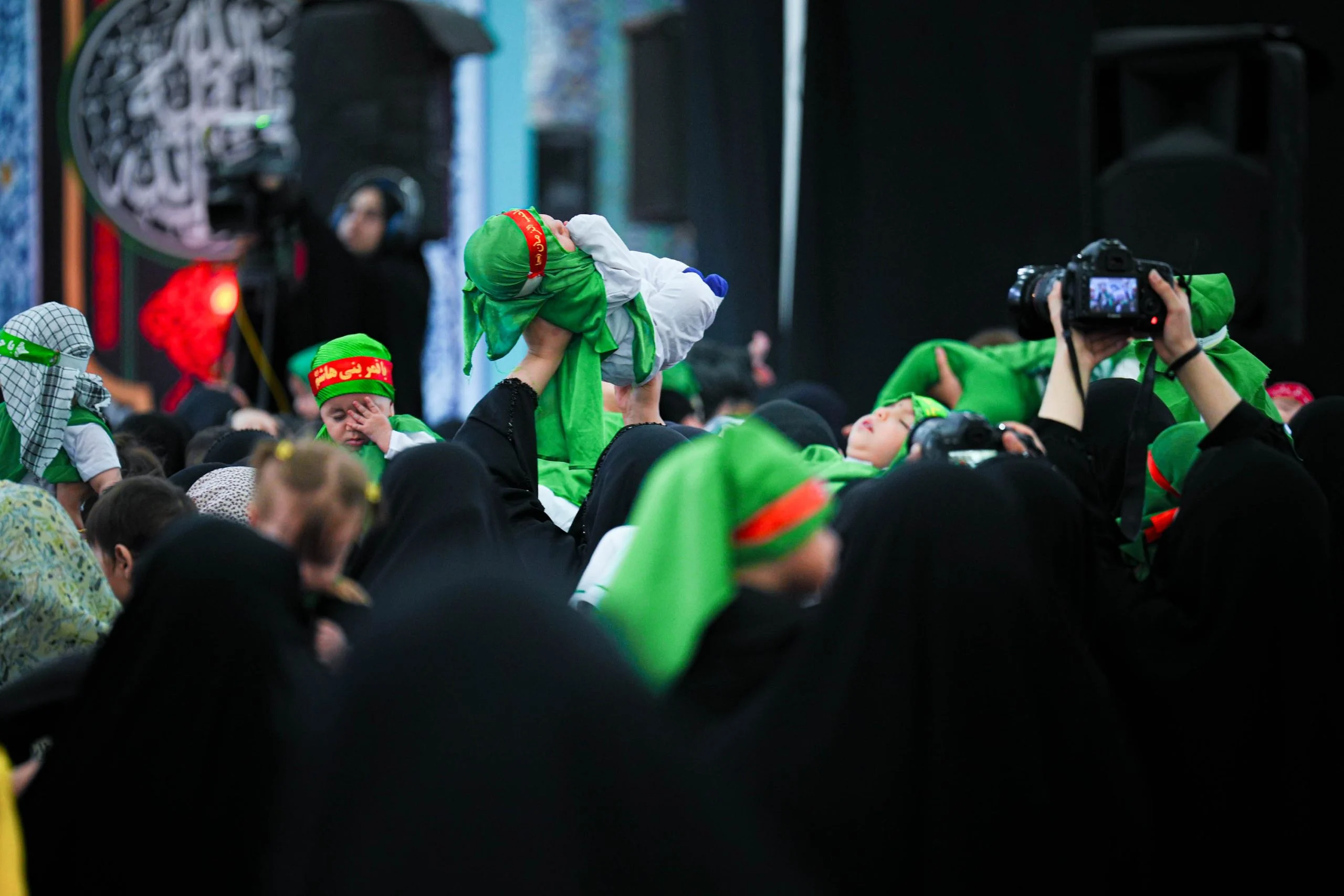 مراسم شیرخوارگان حسینی در مسجد مقدس جمکران