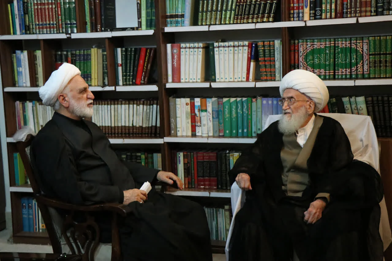 خدشه به وحدت مورد تأکید رهبری، کمک به دشمن است