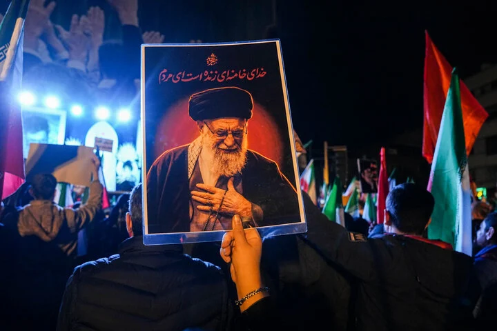 آیین‌های چهلم تدفین رهبر شهید در قم اعلام شد