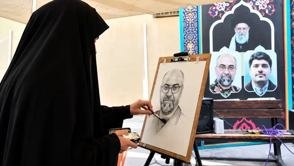 بومی که در کنار مزار جان گرفت پایگاه خبری دورشهر قم